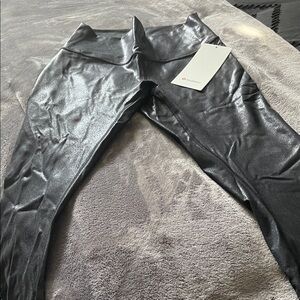 Shiny Black Leggings